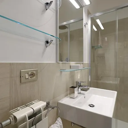 Contempora - Elvezia 8 - E51 Apartmán